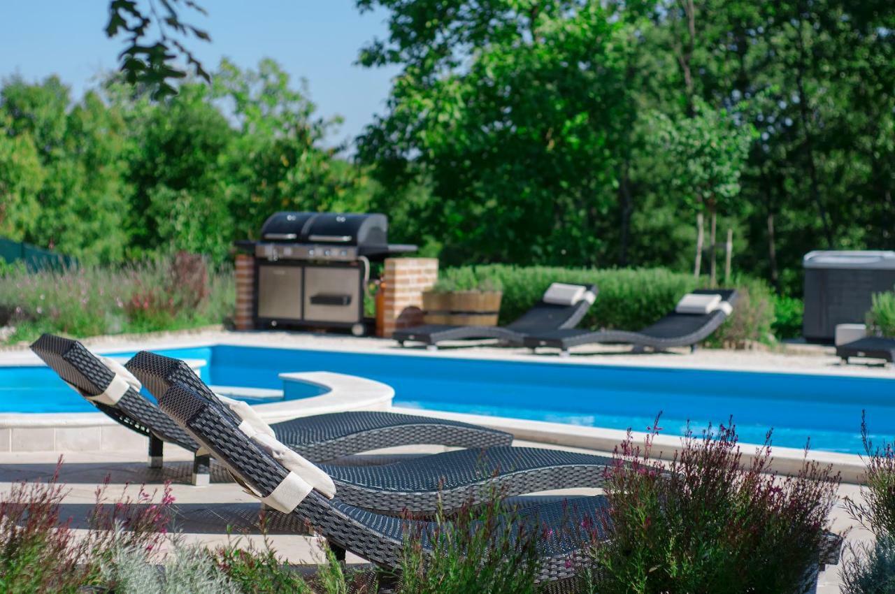 Villas Vea Histria Rezanci Экстерьер фото