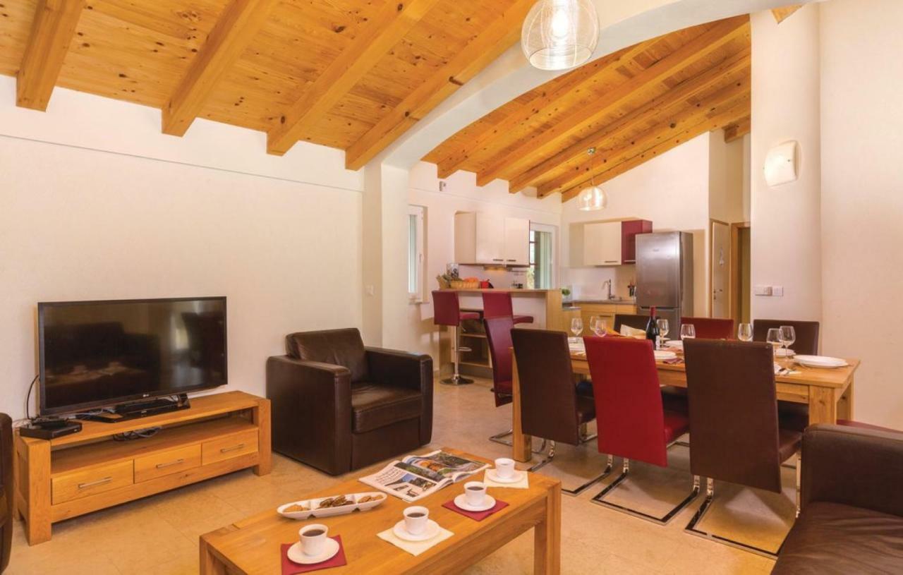 Villas Vea Histria Rezanci Экстерьер фото