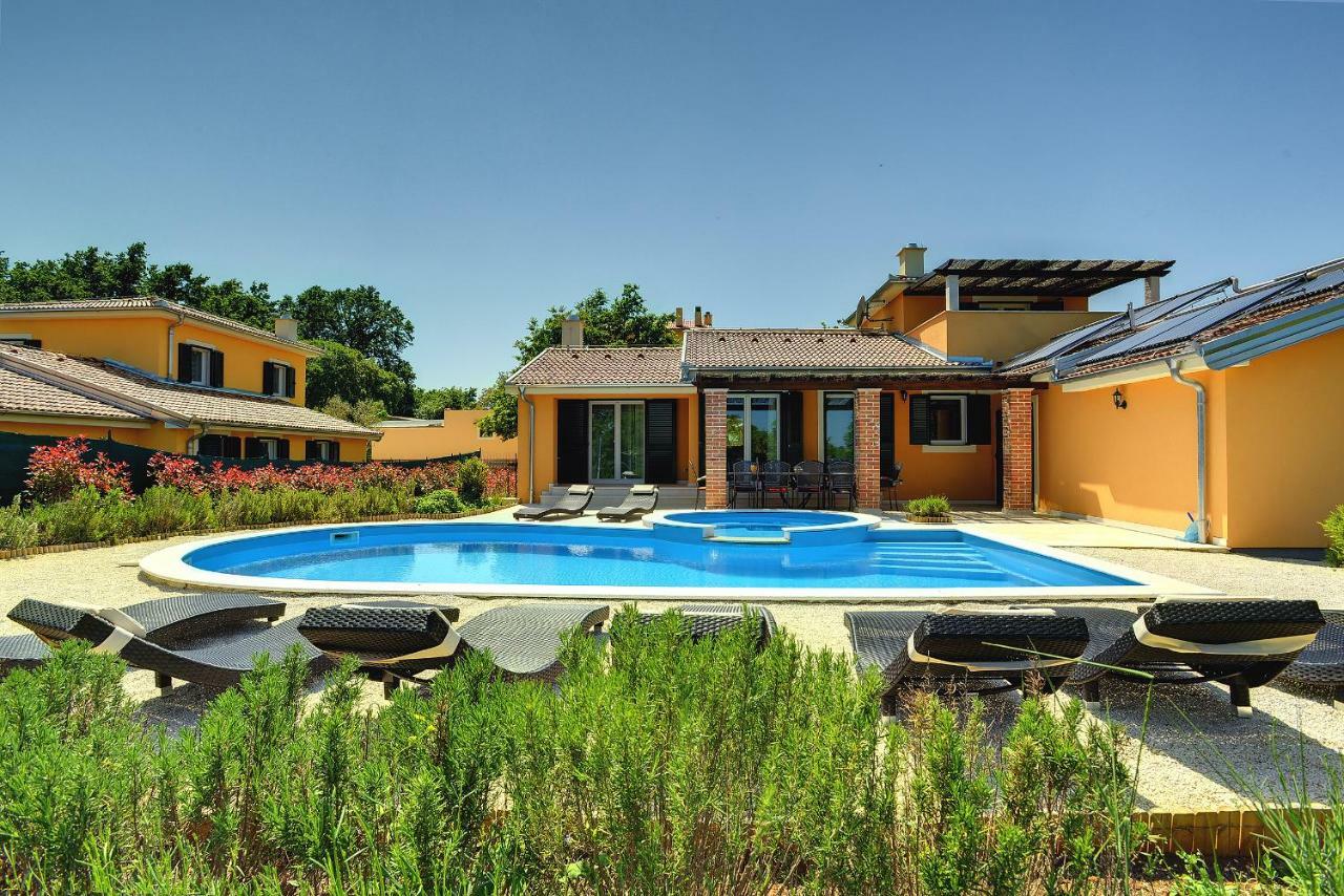 Villas Vea Histria Rezanci Экстерьер фото