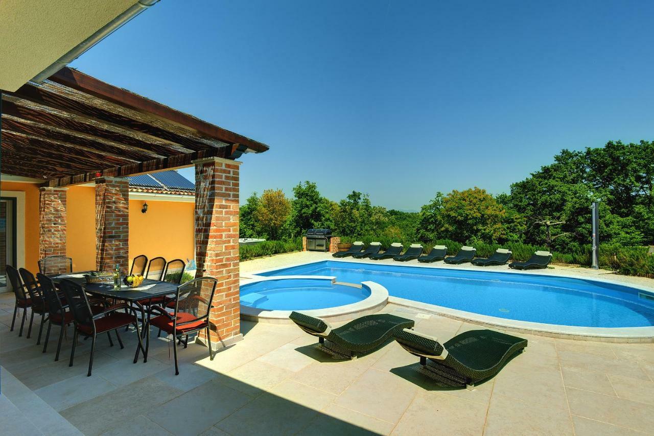 Villas Vea Histria Rezanci Экстерьер фото